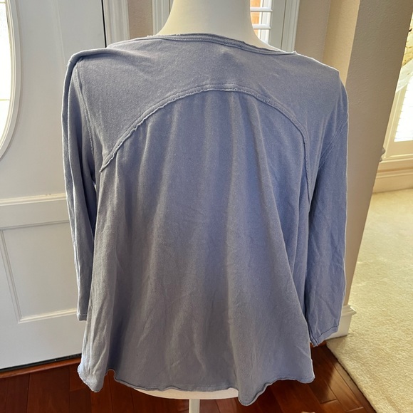 Top - Picture 6 of 6